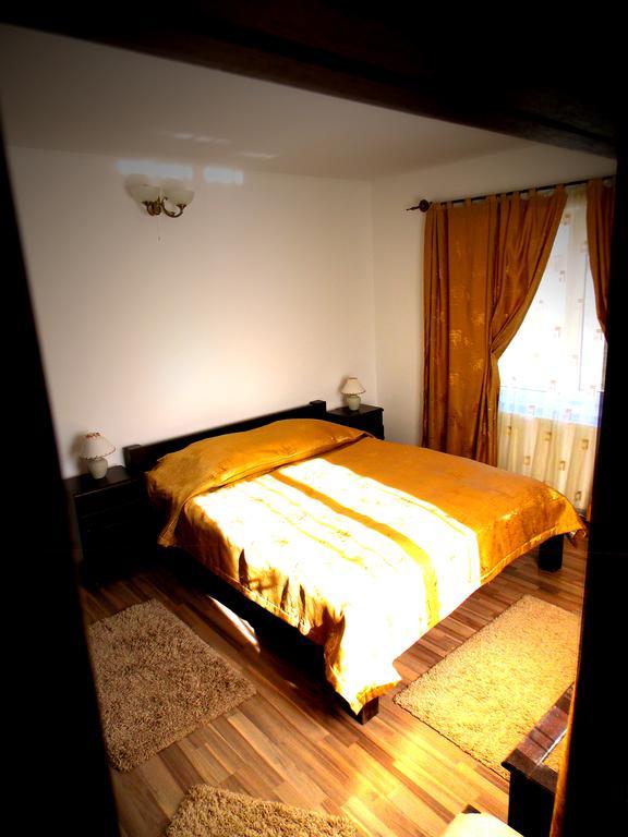 Casa Olteanu Pension โมเอเชอ เด จอส ห้อง รูปภาพ