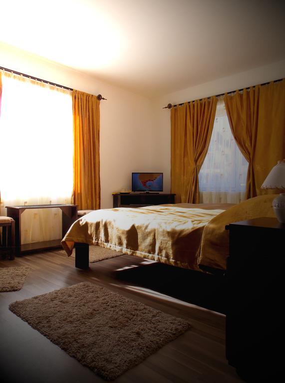 Casa Olteanu Pension โมเอเชอ เด จอส ห้อง รูปภาพ