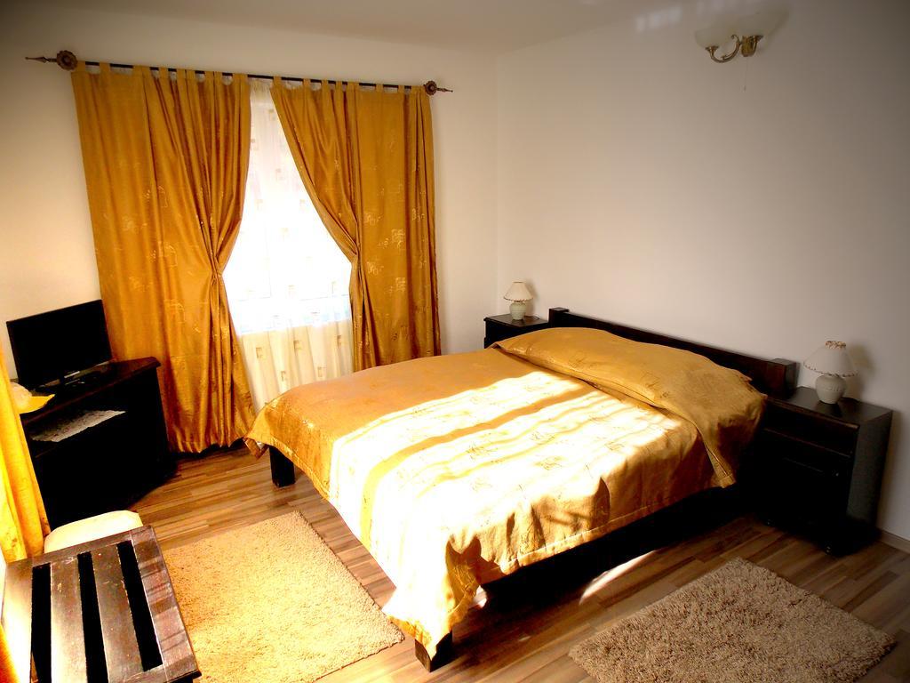Casa Olteanu Pension โมเอเชอ เด จอส ห้อง รูปภาพ
